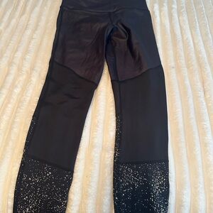 ZYIA Black and White Speckled Leggings